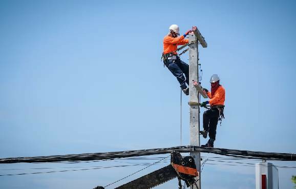 Smart Strategies for Small Businesses to Implement Cost-Effective Work - Working at Heights Training Ireland