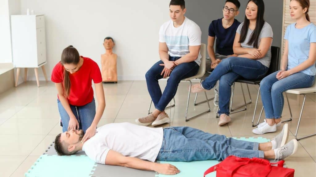 Mastering Workplace Safety: The Vital Role of First Aid Training and CPR Certification - Working at Heights Training Article