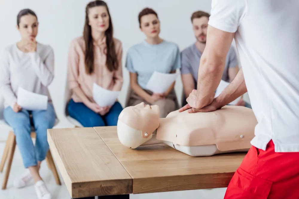 Why Comprehensive First Aid & CPR Training is a Must for Workplaces in - Working at Heights Training Ireland