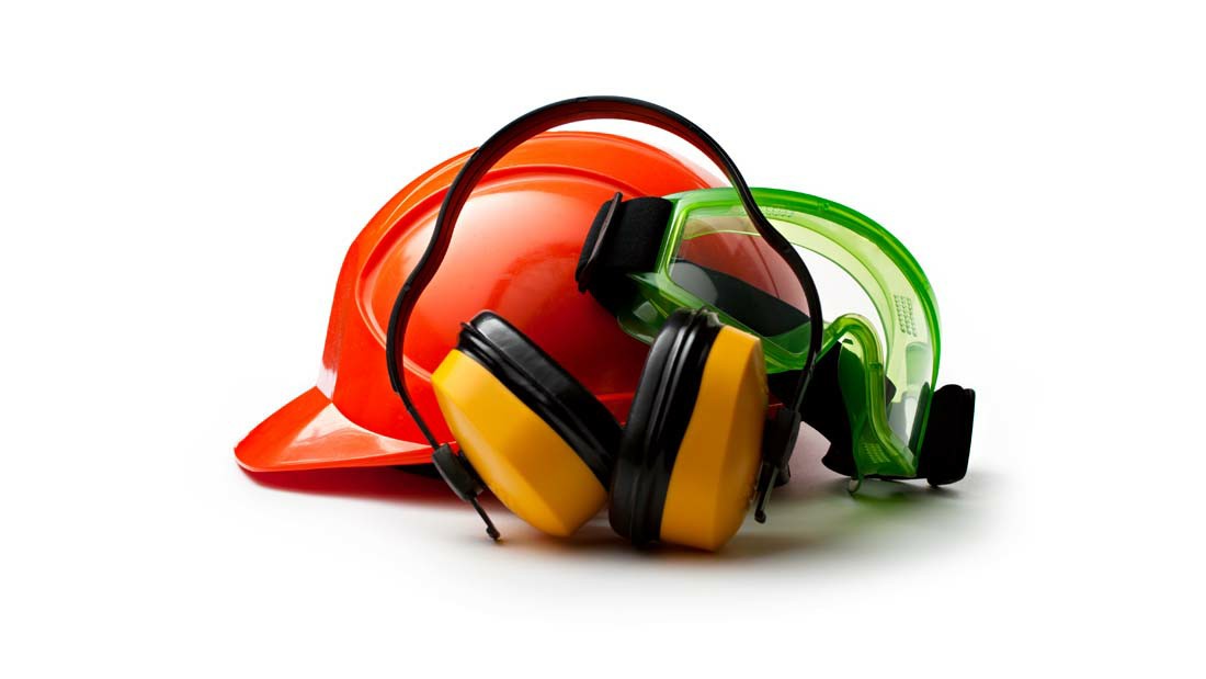 Elevate Workplace Safety: Online PPE Compliance Training in Ireland - Working at Heights Training Article